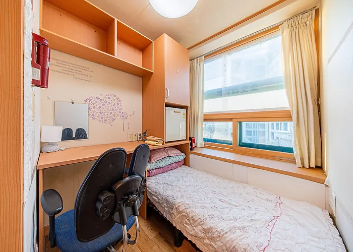 Dream Single House Hostel *