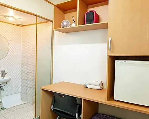 Dream Single House 旅馆 *
